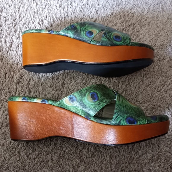 NWT Image Wedge Sandals - Picture 5 of 8